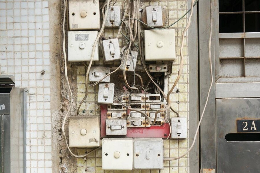 Elektryka jak zrobić samemu bezpiecznie i zgodnie z zasadami